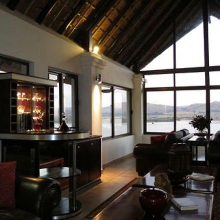 Galagos Lodge Hartbeespoort Bagian luar foto