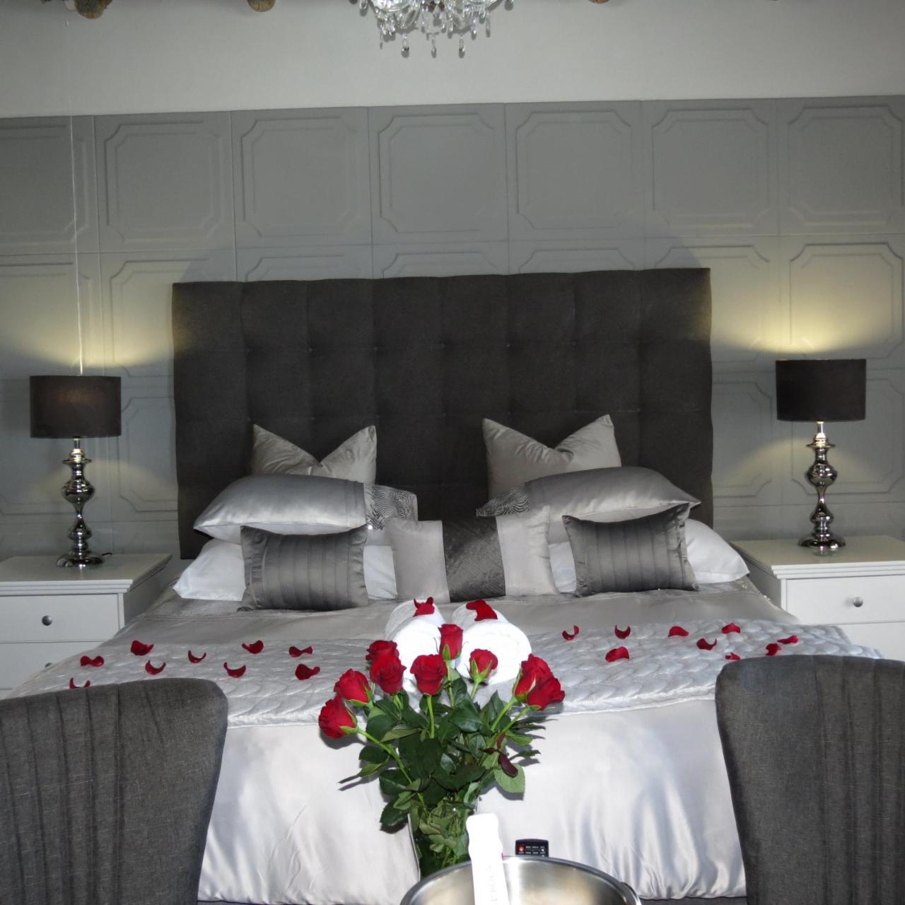 Galagos Lodge Hartbeespoort Bagian luar foto