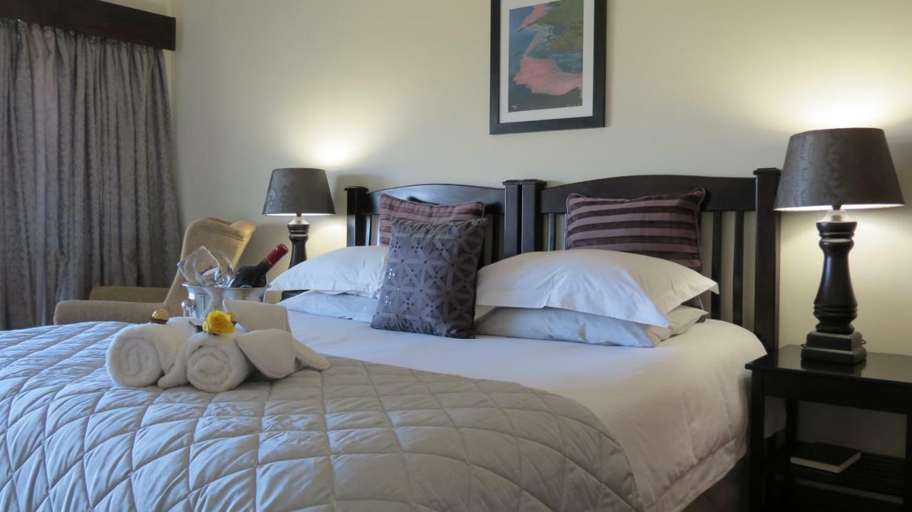 Galagos Lodge Hartbeespoort Bagian luar foto